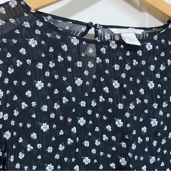 H&m black floral sheer blouse open sleeves size 6 - Picture 4 of 7